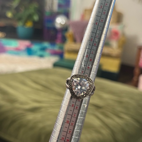 Lot of Vintage Sterling Silver Rings - Picture 6 of 16